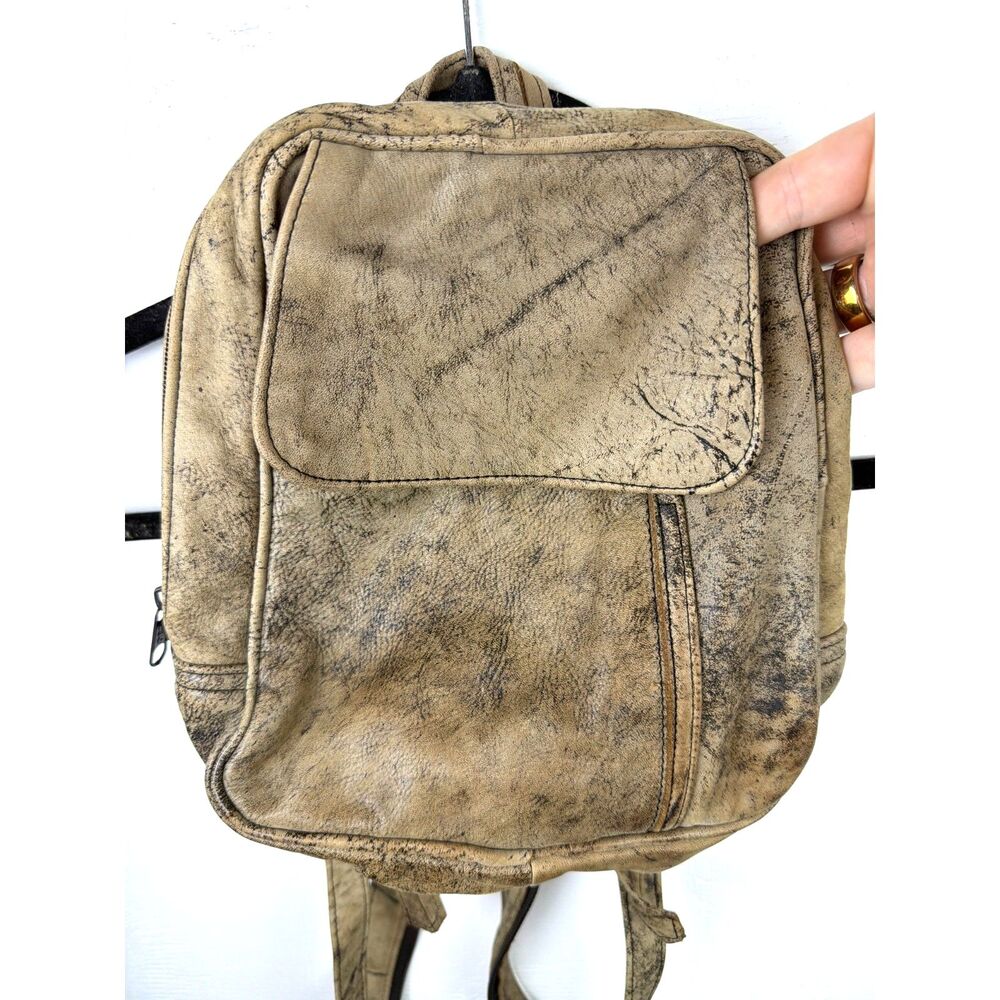 Genuine Leather Distressed Convertible Crossbody Backpack Tan Hecho en Mexico